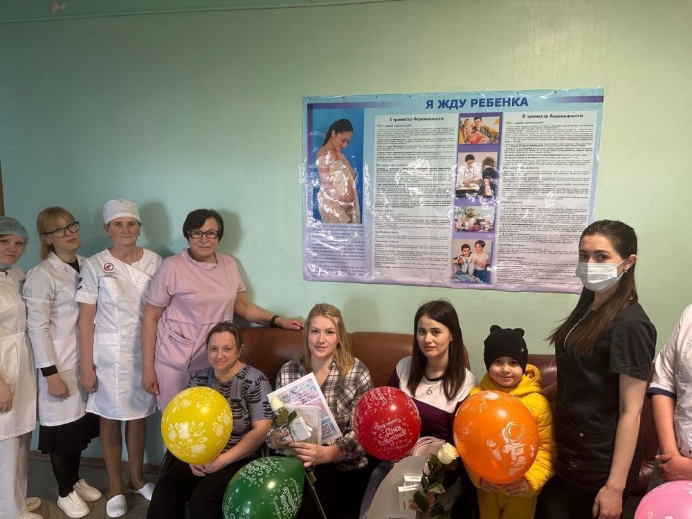 В нашей стране 7 апреля и 7 октября отмечается новый праздник - День беременных