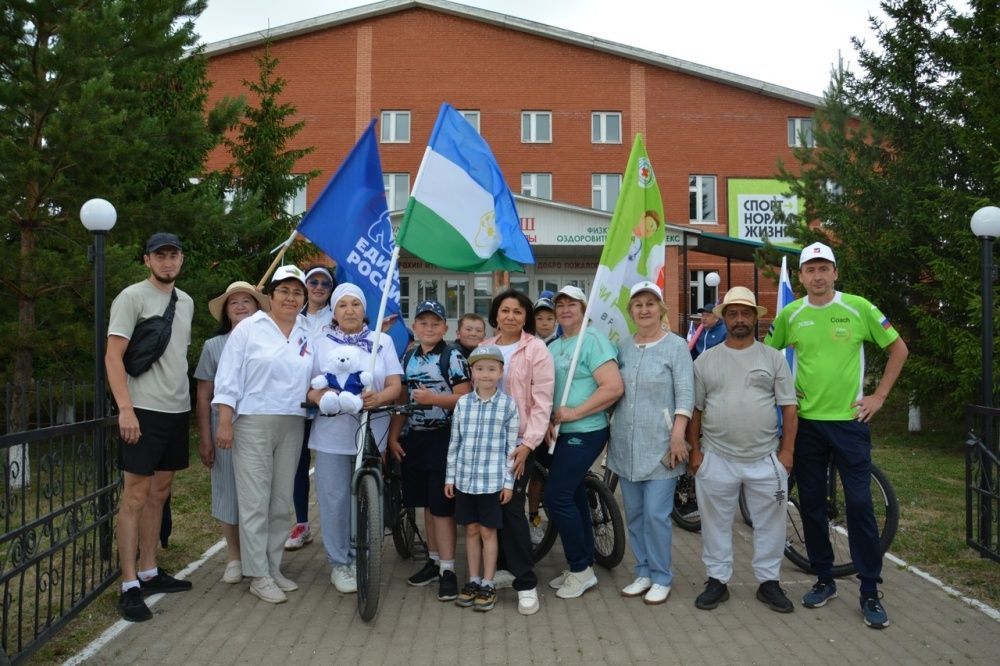 Поздравляем наших коллег с успешным участием в велопробеге!